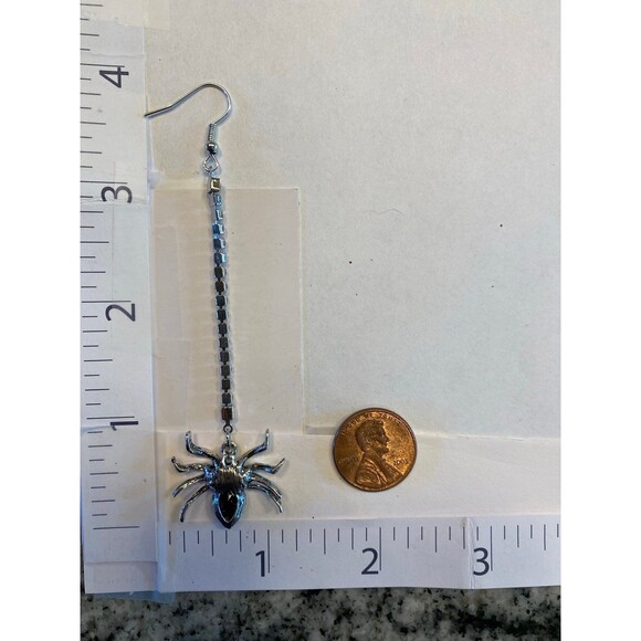 Earrings Spider Dangle Rhinestone & Black Body Goth Halloween Spooky Scary Witch - Picture 5 of 5